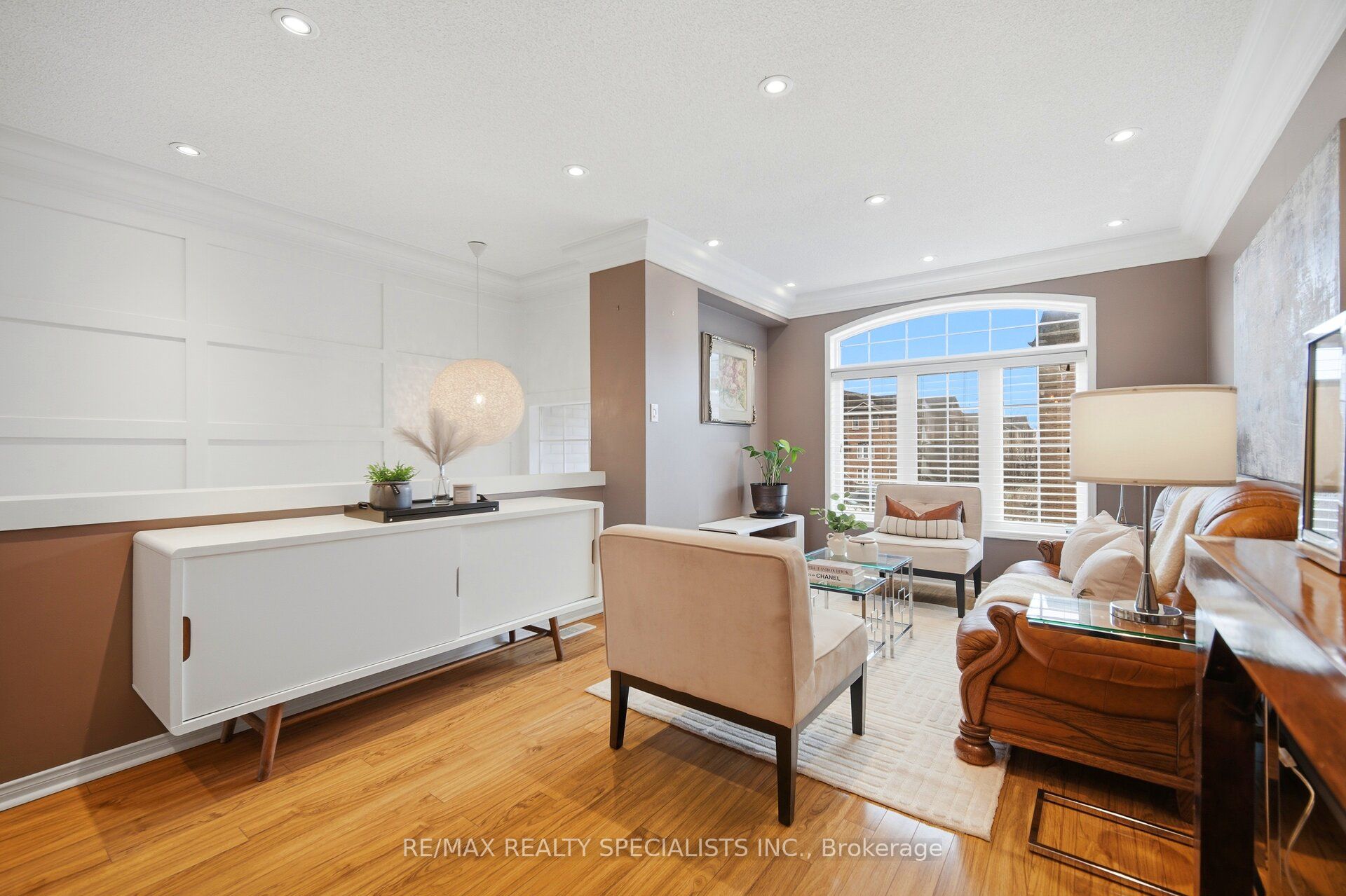 3378 Redpath Circle