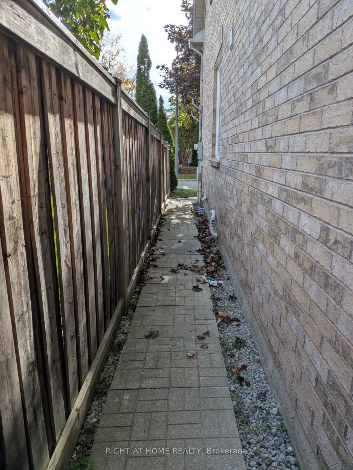 5535 Bridgeport Gate Bsmnt.
