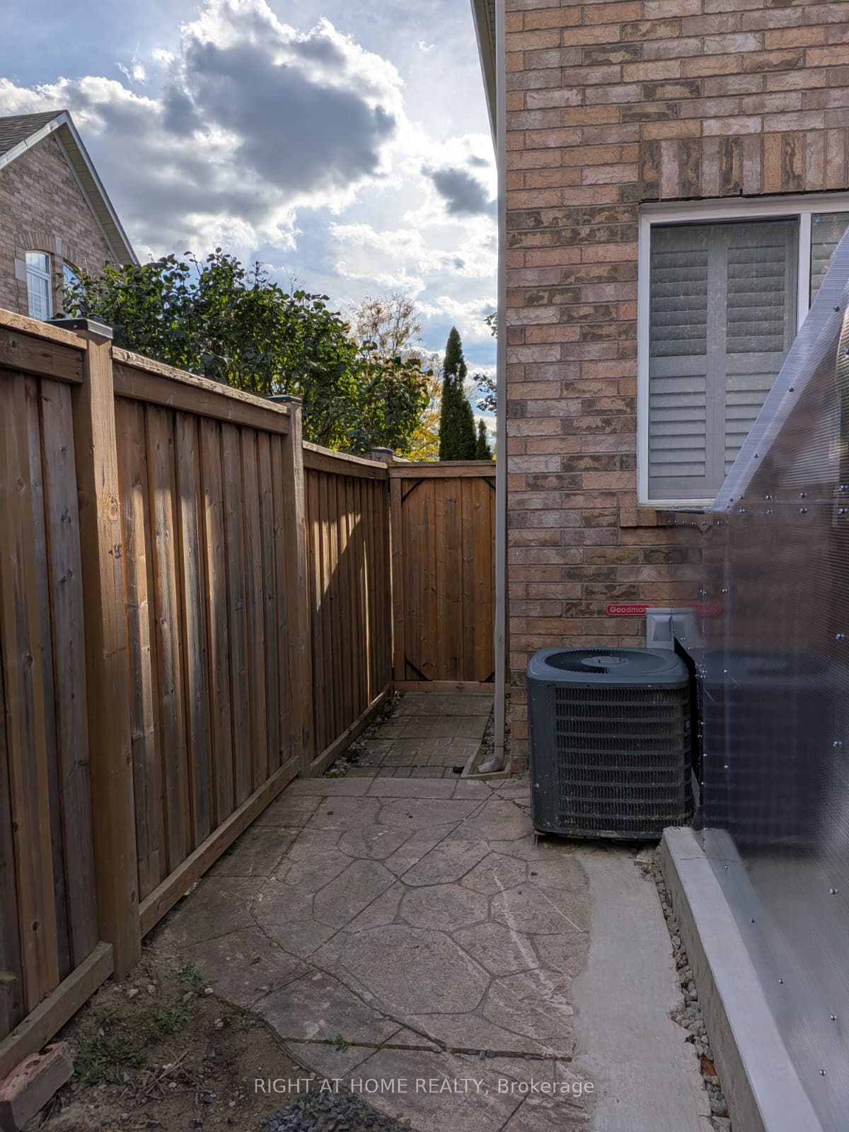 5535 Bridgeport Gate Bsmnt.