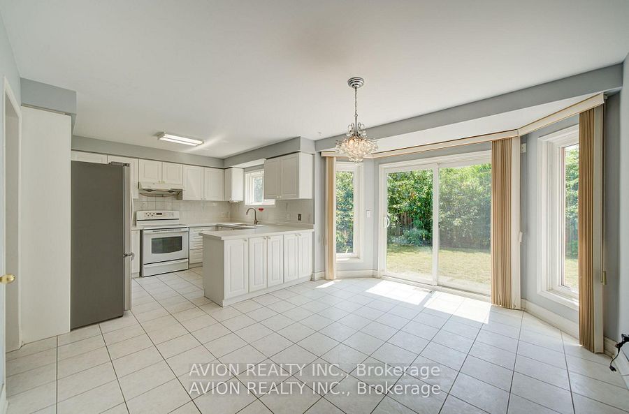 29 Charrington Crescent