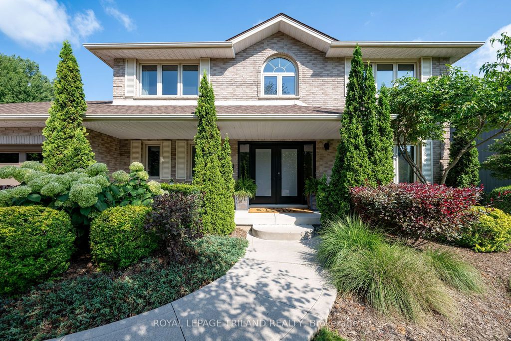 Photo of 40010 Shady Lane Crescent, Southwold, ON N5P 3T2 (MLS # X12860416)