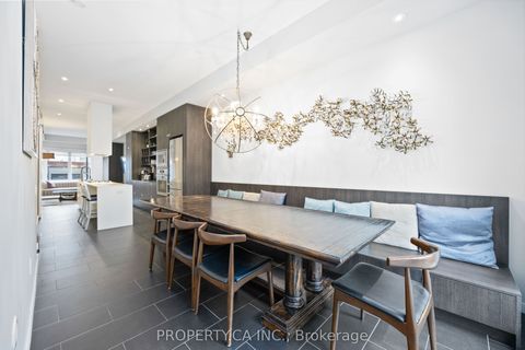 265 Roxton Road Toronto ON M6G 3R1