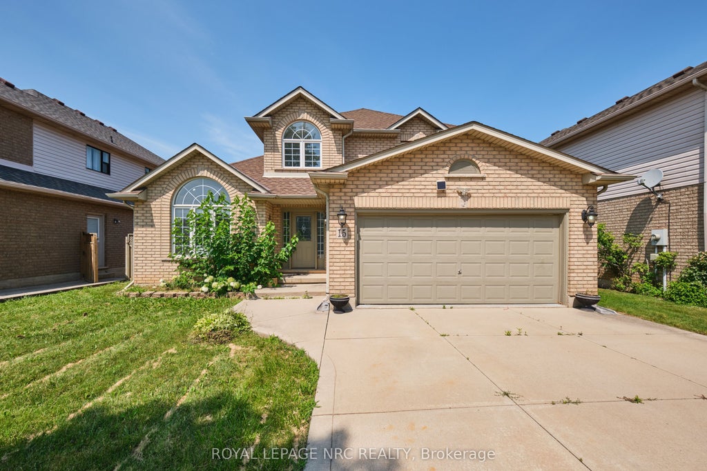 Photo of 15 Creanona Boulevard, Hamilton, ON L8E 5G2 (MLS # X13608364)