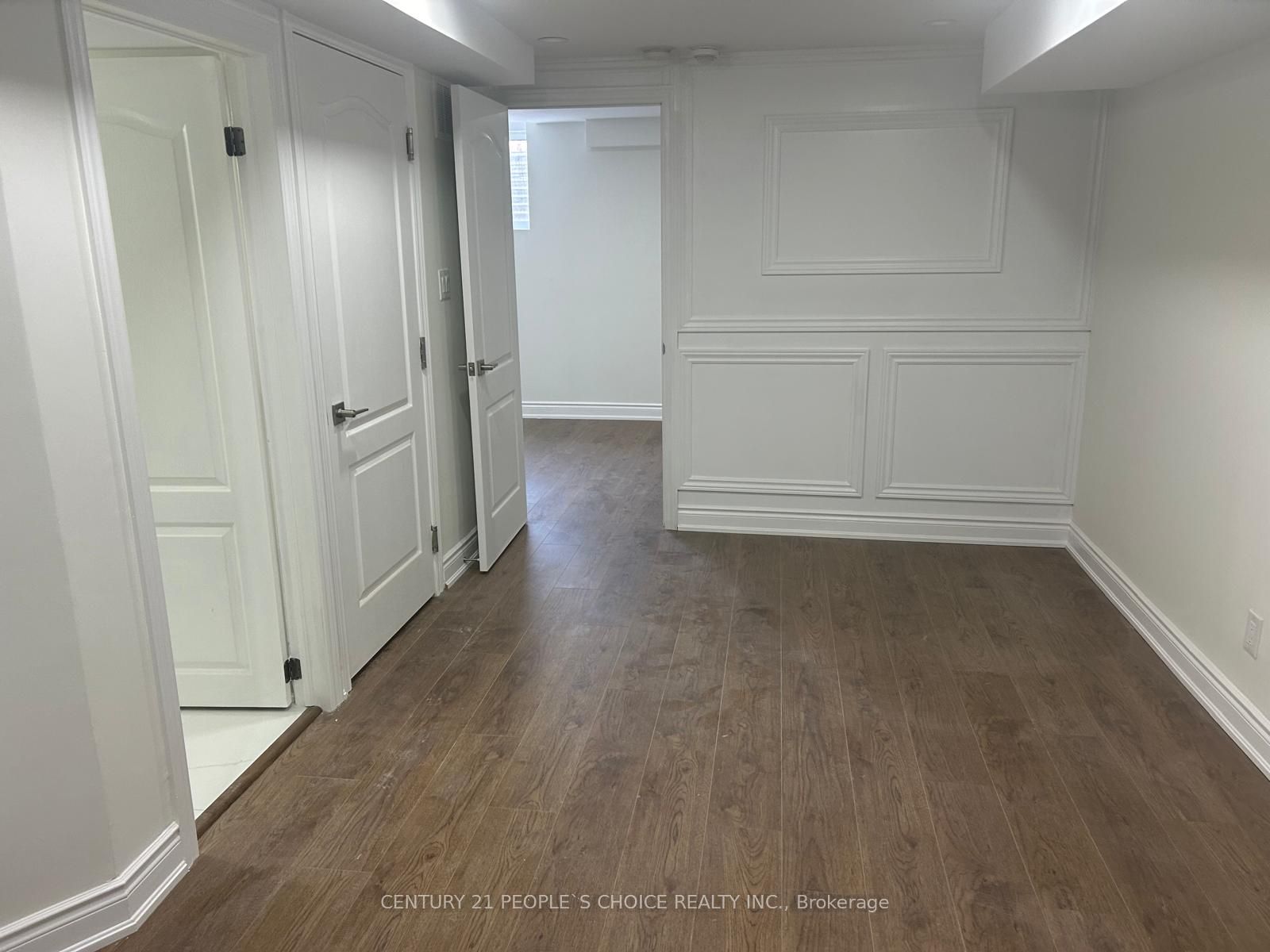 569 Willmott Crescent BSMT