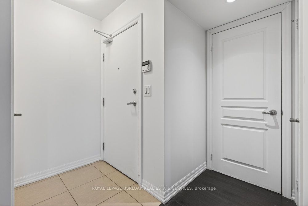 1940 Ironstone Drive 1110