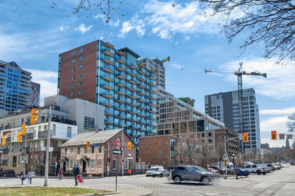 Photo of 134 York Street #1401, Lower Town - Sandy Hill, ON K1N 1K8 (MLS # X13066480)