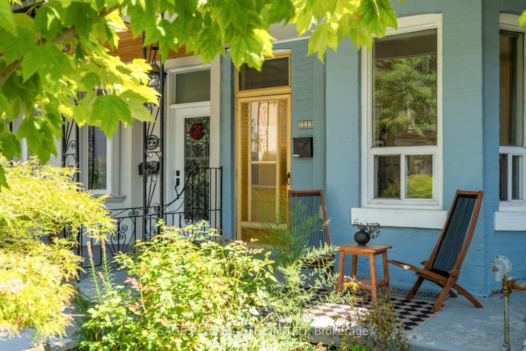 Photo of 221 Palmerston Avenue, Toronto, ON M6J 2J3 (MLS # C13722554)