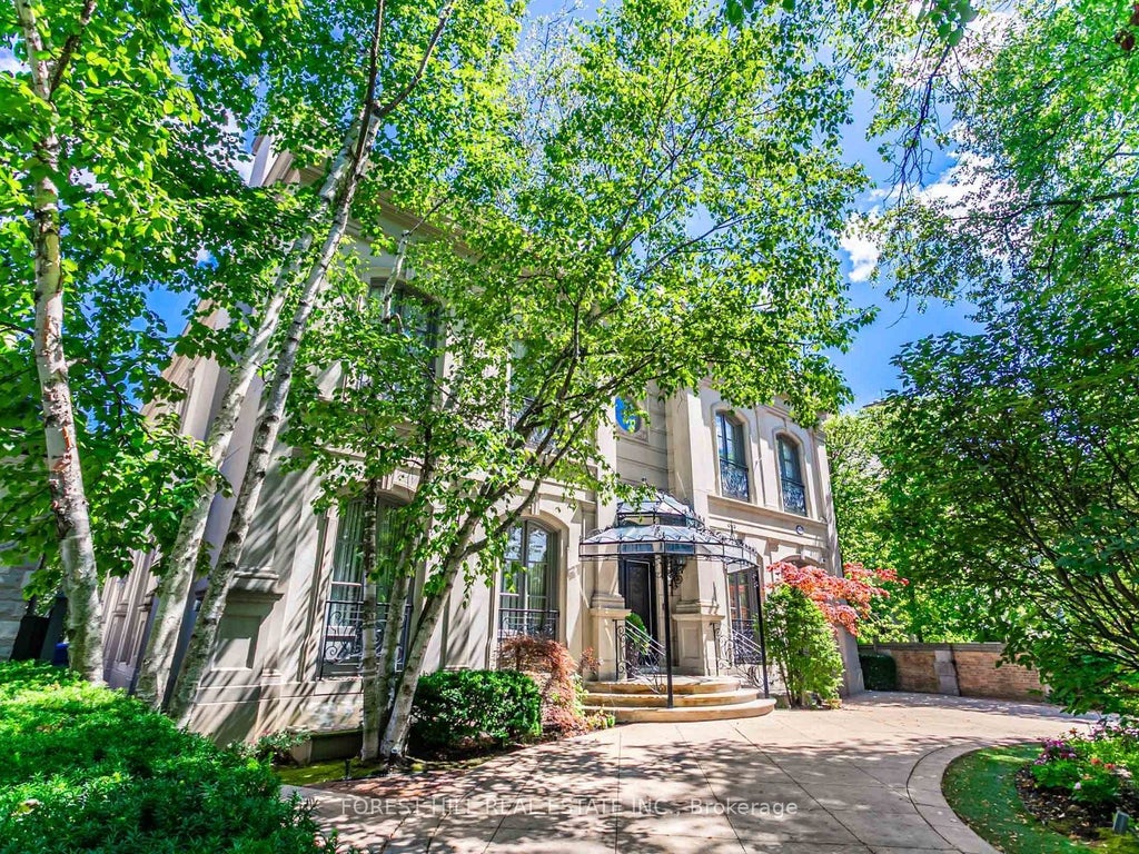 Photo of 105 Dunvegan Road, Toronto, ON M4V 2P9 (MLS # C13752980)