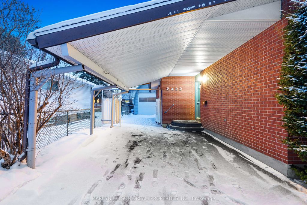 Photo of 2422 Magnus Avenue, Elmvale Acres and Area, ON K1G 1J8 (MLS # X12999306)