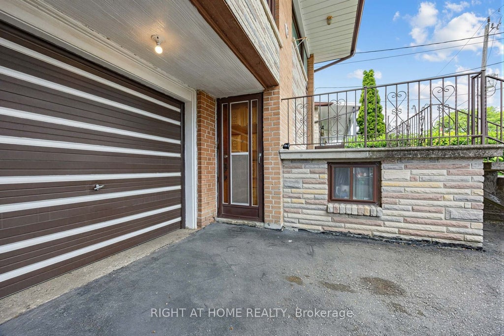 Photo of 7 Daystrom Drive, Toronto, ON M9M 2A8 (MLS # W13881640)