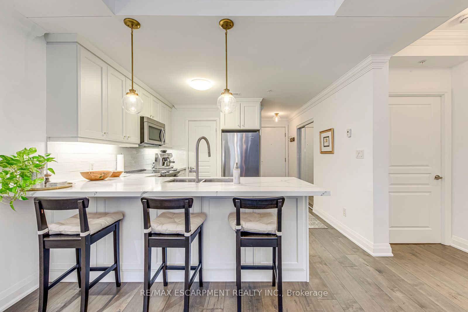 70 Stewart Street 401