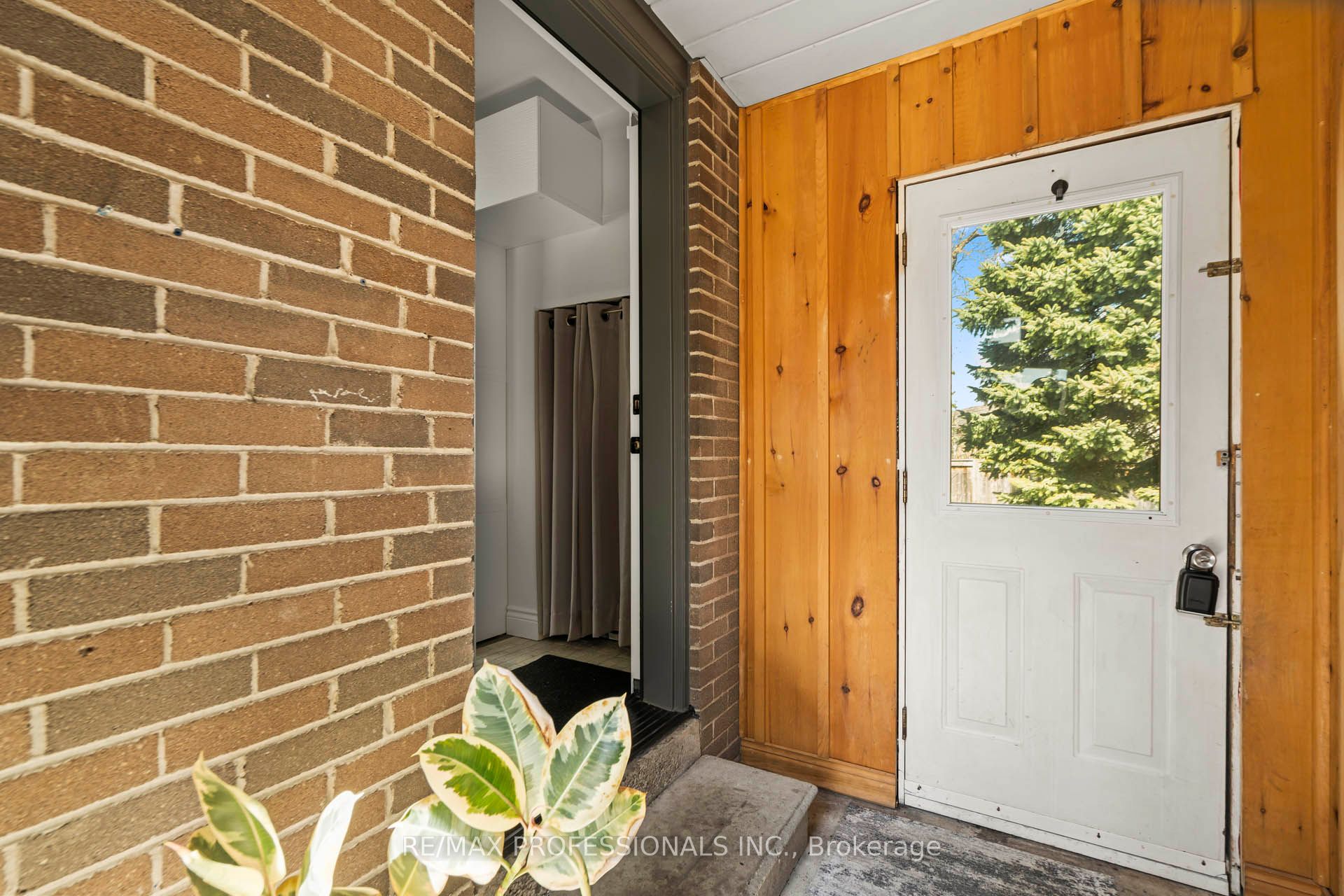 62 Caledon Crescent