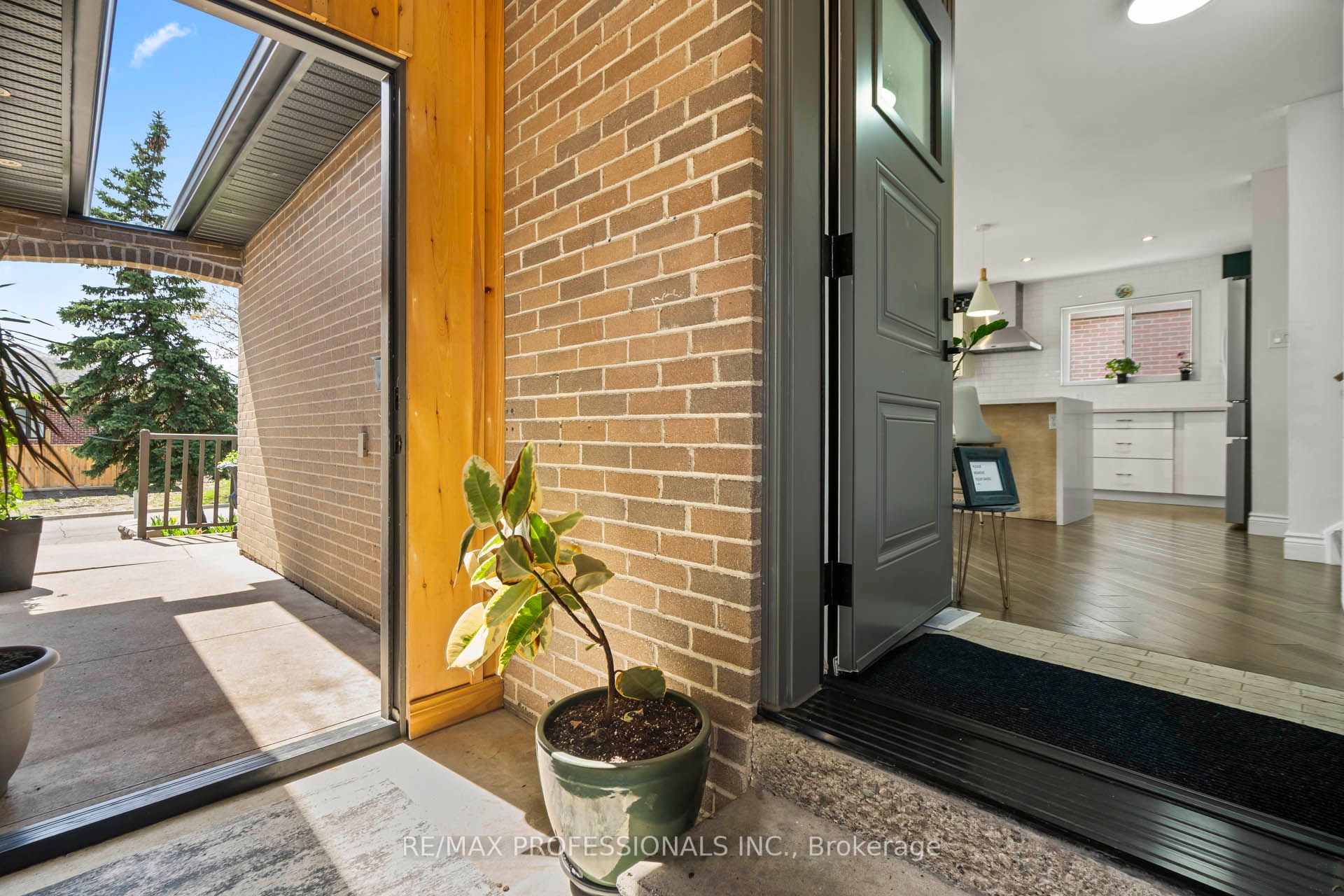 62 Caledon Crescent
