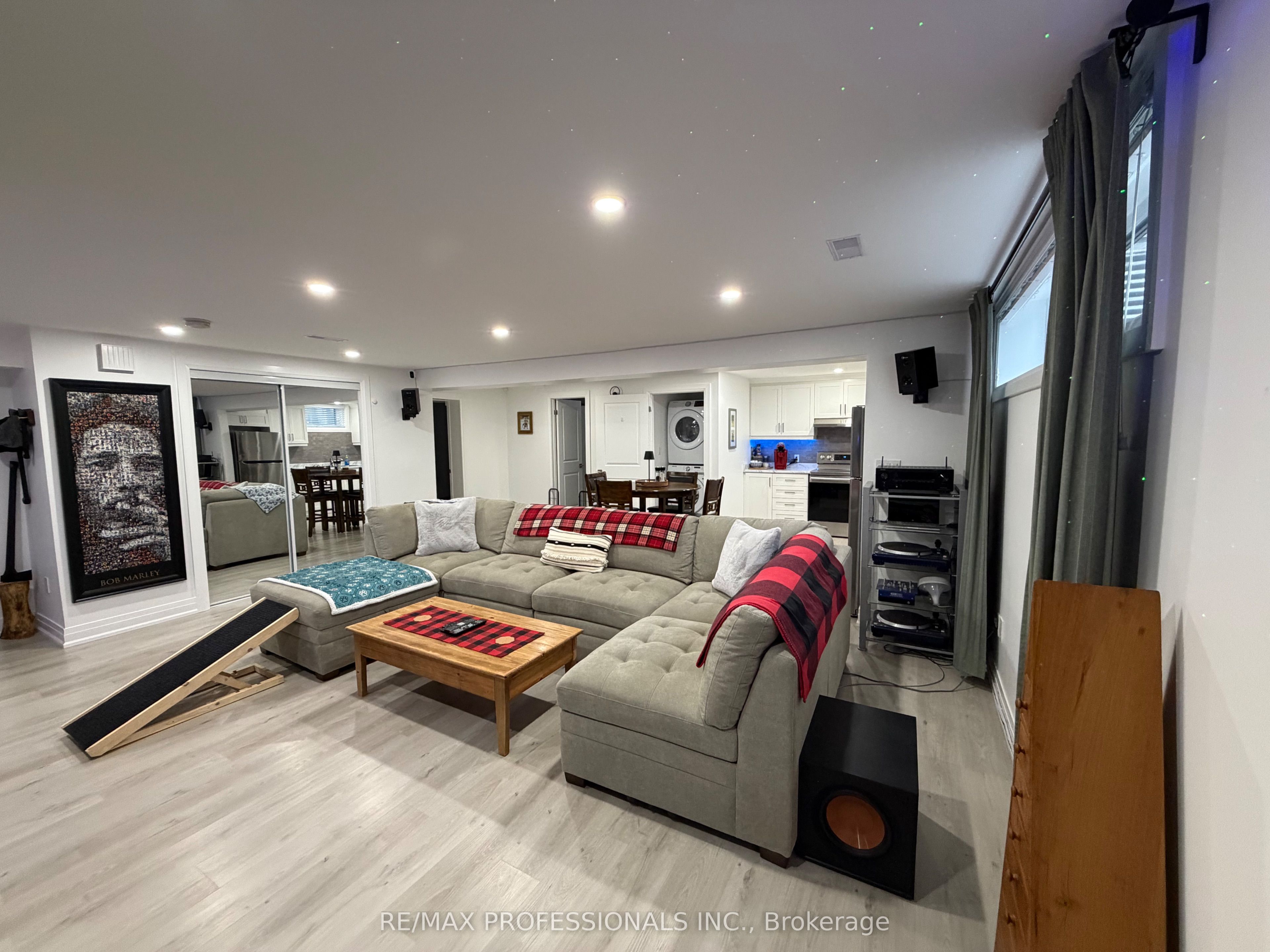 19 Greencoat Road