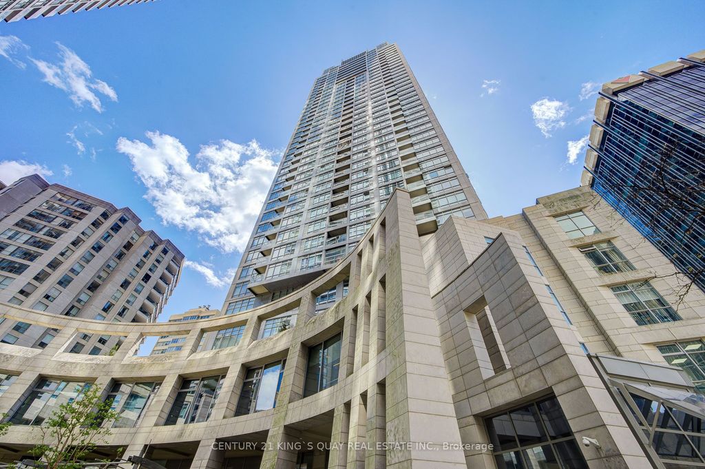 Photo of 2181 Yonge Street #2403, Toronto, ON M4S 3H7 (MLS # C13134284)