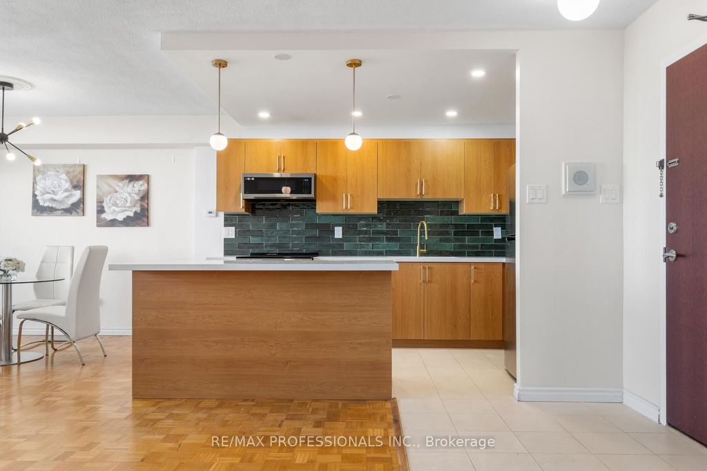 Photo of 360 Ridelle Avenue #2107, Toronto, ON M6B 1K1 (MLS # W12212703)