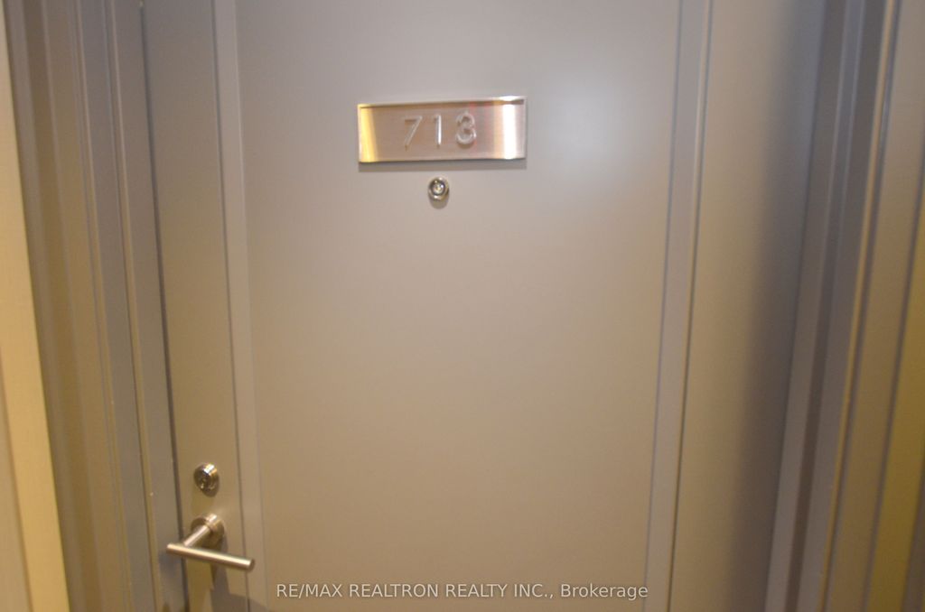 Photo of 155 Yorkville Avenue #713, Toronto, ON M5R 0B4 (MLS # C13167422)