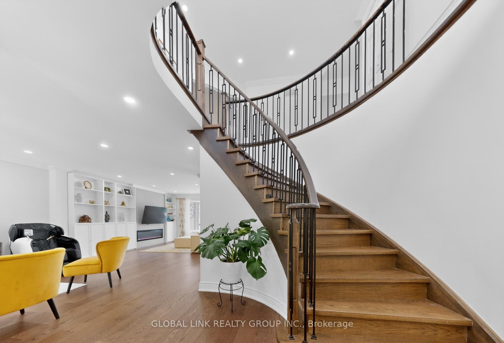 2141 Galena Crescent