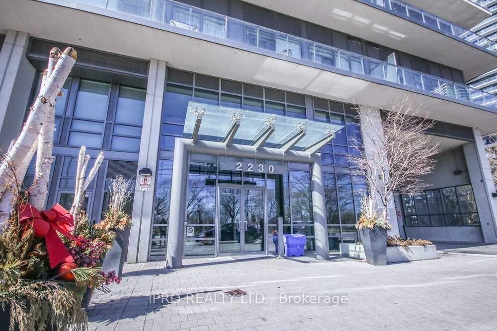 2230 Lake Shore Boulevard W 3307