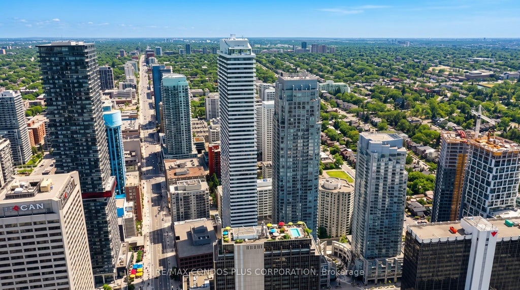 Photo of 2221 Yonge Street #506, Toronto, ON M4S 0B8 (MLS # C13874082)