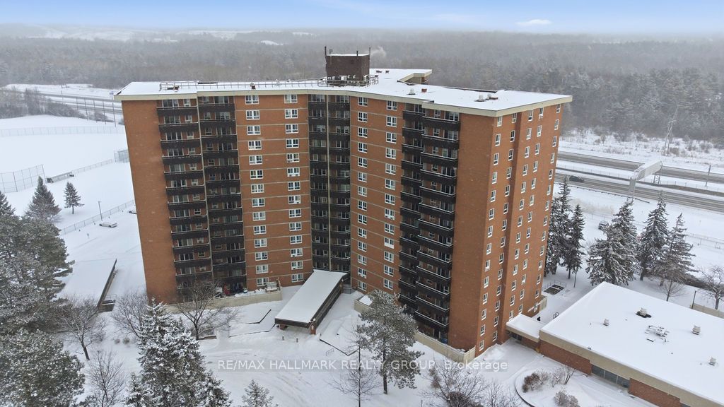 Photo of 2020 Jasmine Crescent #805, Beacon Hill North - South and Area, ON K1J 8K5 (MLS # X12741064)