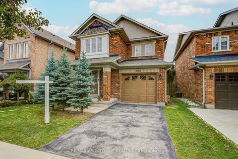 5868 Blue Spruce Avenue Burlington ON L7L 7N8