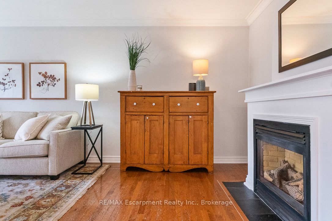 68 Glenmanor Drive N