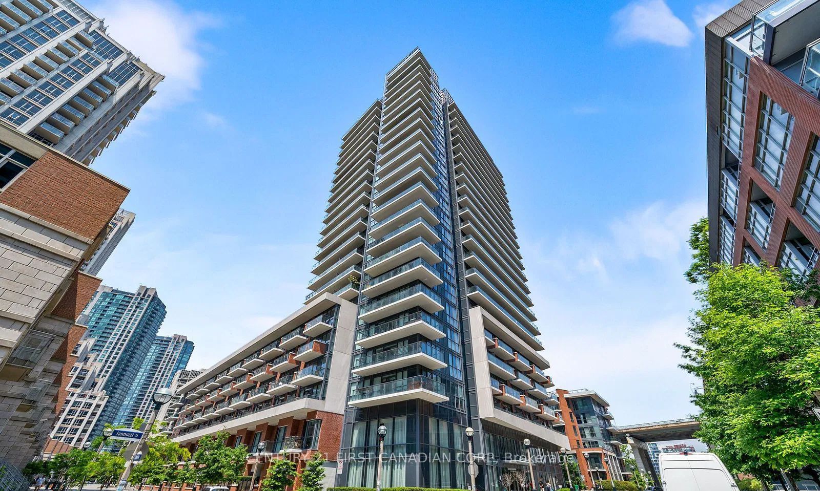 38 Iannuzzi Street 2212