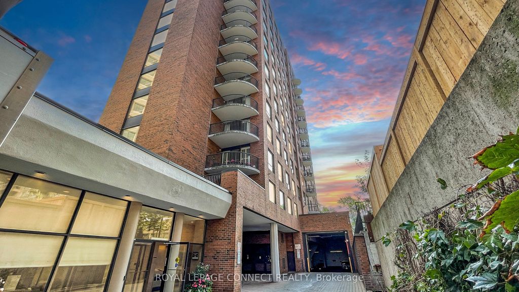 Photo of 47 St Clair Avenue W #1002, Toronto, ON M4V 3A5 (MLS # C12433368)