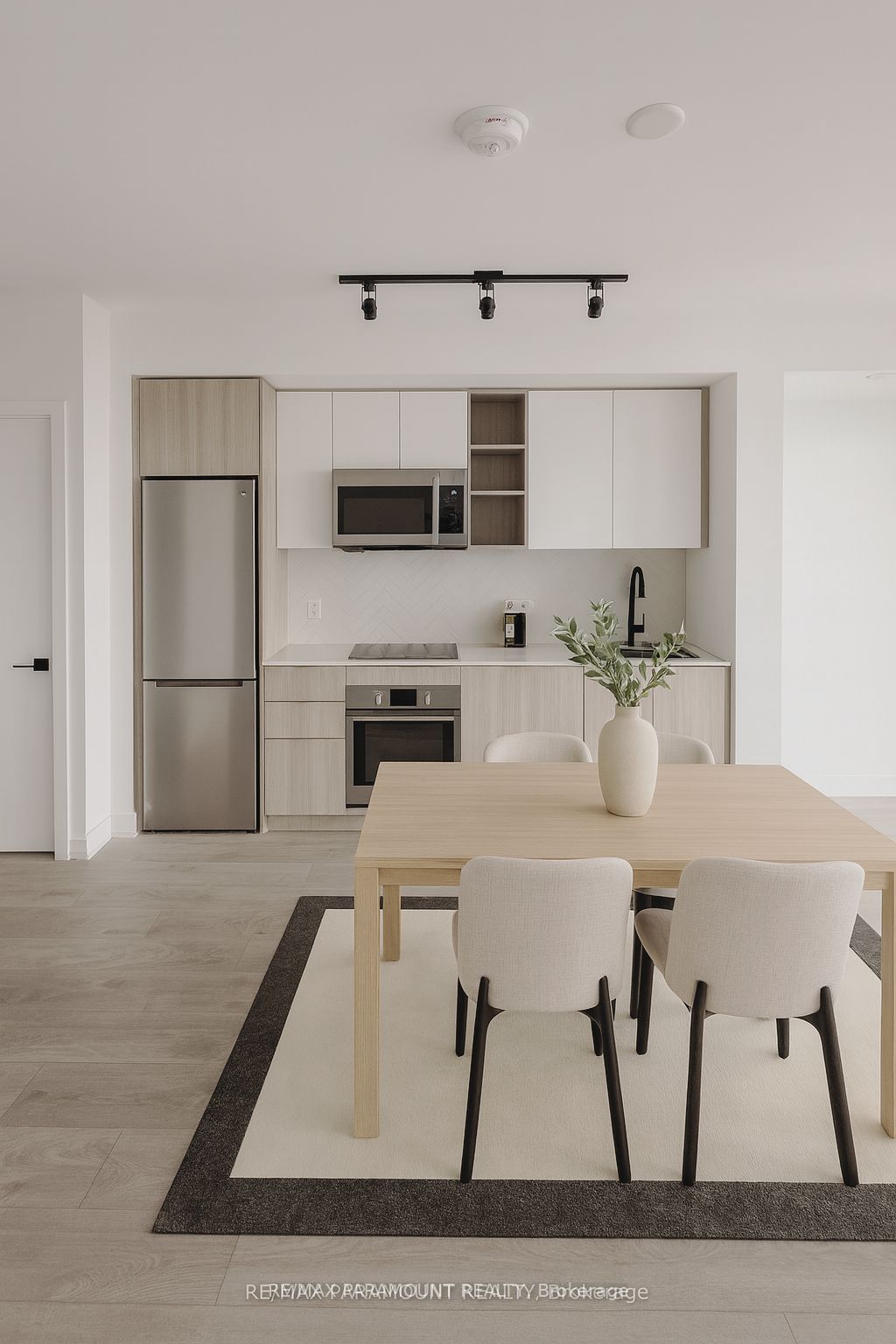 Photo of 36 Zorra Street #2906, Toronto, ON M8Z 0G5 (MLS # W12492098)