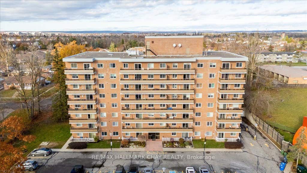 Photo of 414 Blake Street #706, Barrie, ON L4M 5J7 (MLS # S13712390)