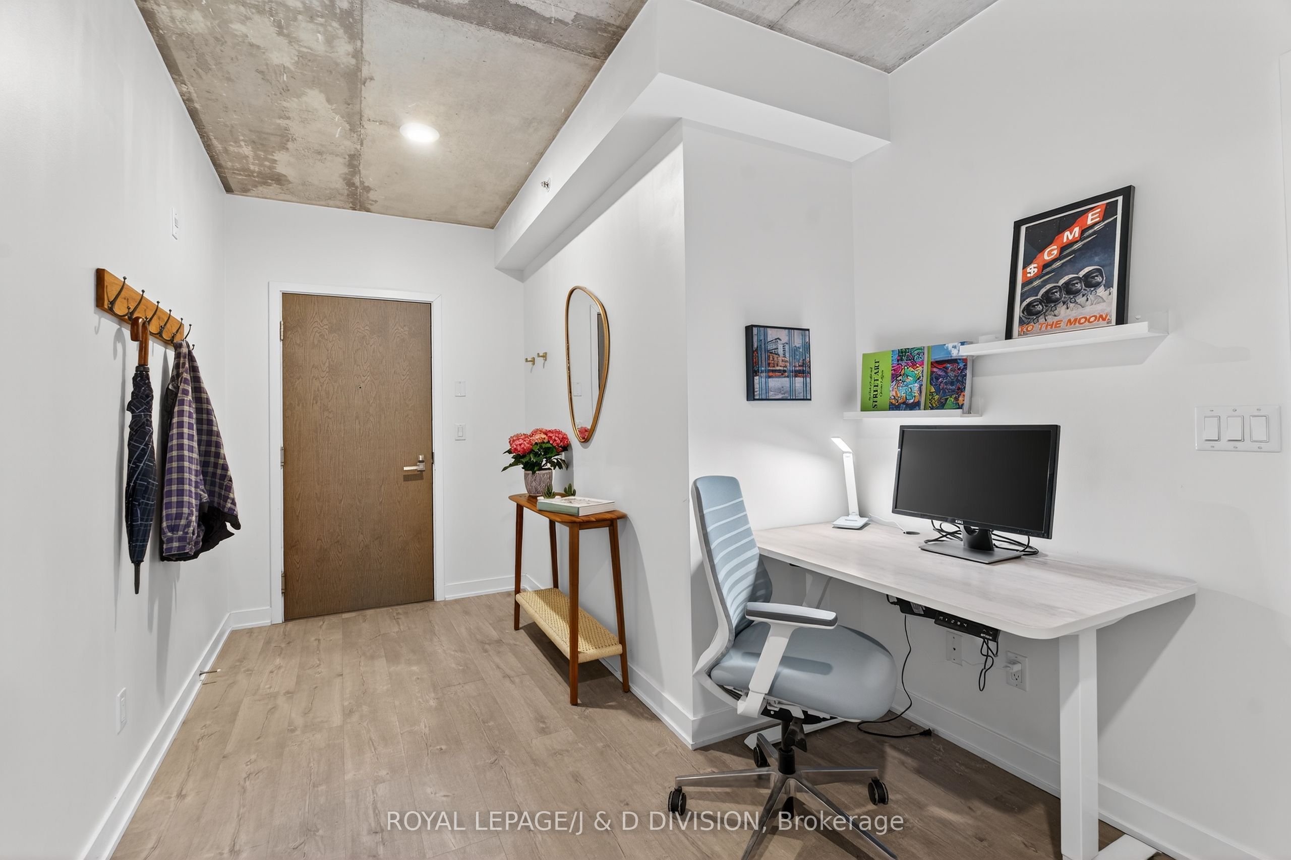 109 Ossington Avenue 322