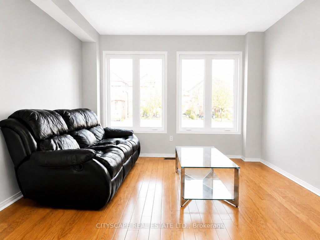 Photo of 29 Centrepark Drive, Toronto, ON M6M 5K3 (MLS # W13412058)