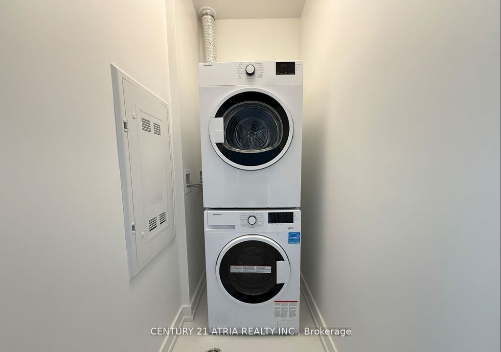 Photo of 117 Broadway Avenue #3010, Toronto, ON M4P 1V3 (MLS # C12437721)
