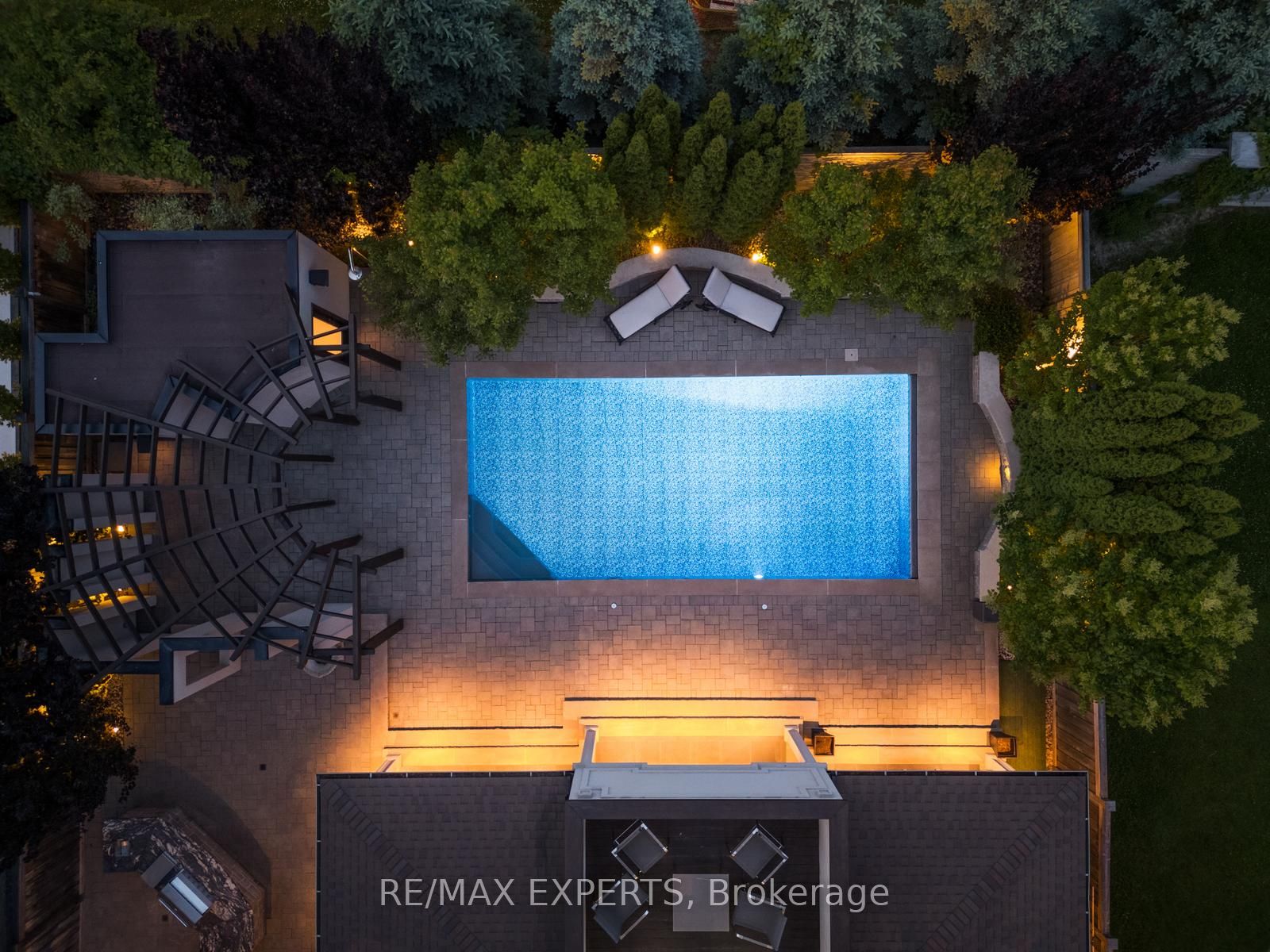 59 Sarracini Crescent E
