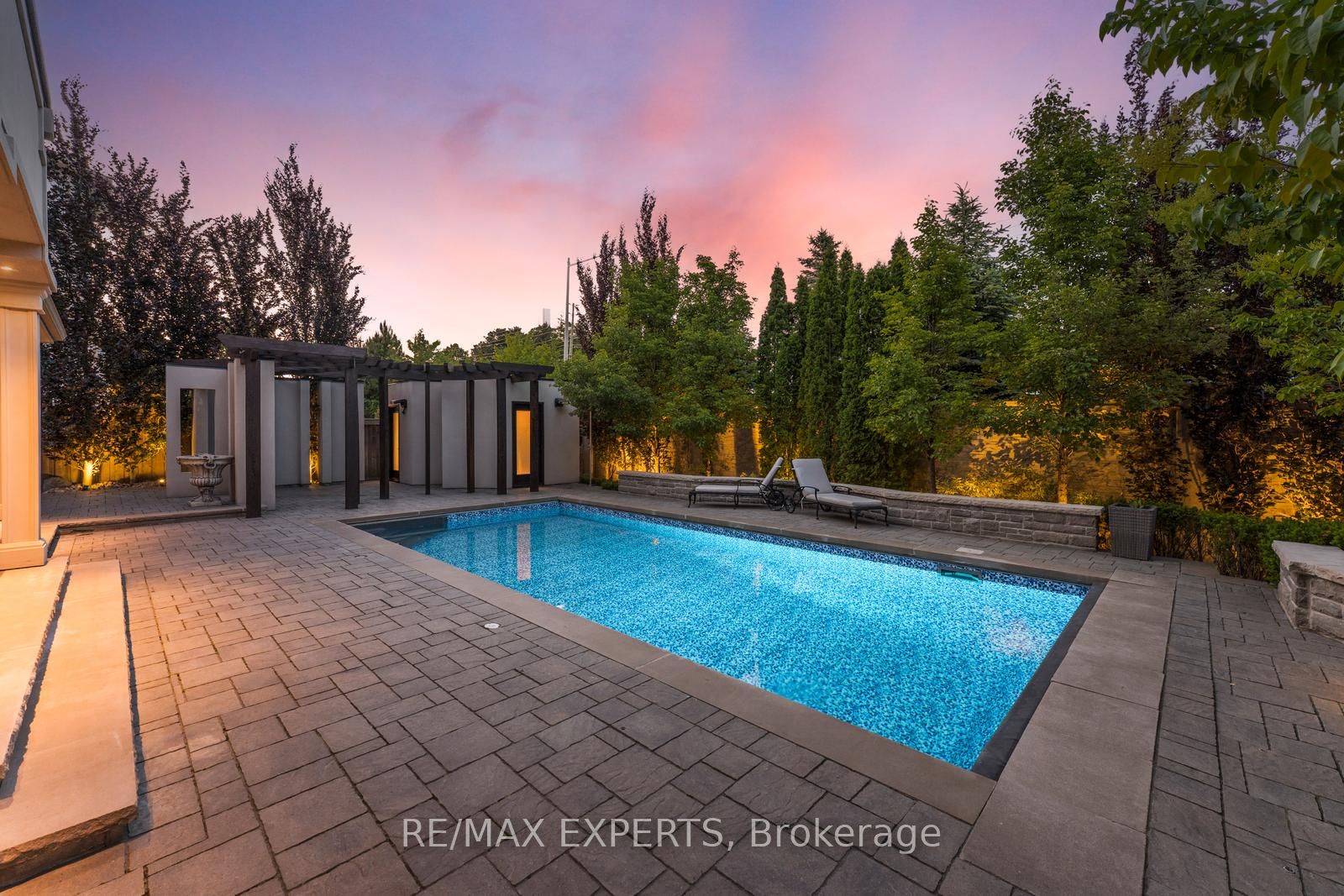 59 Sarracini Crescent E