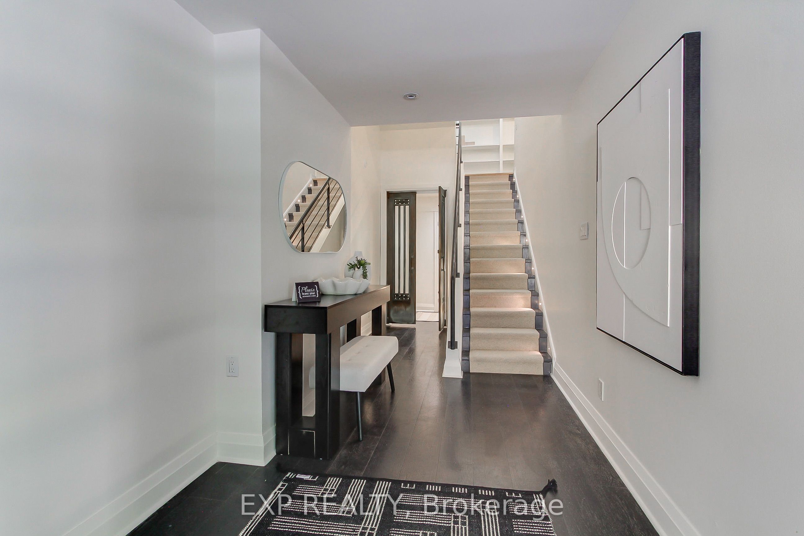 306 Sackville Street 4