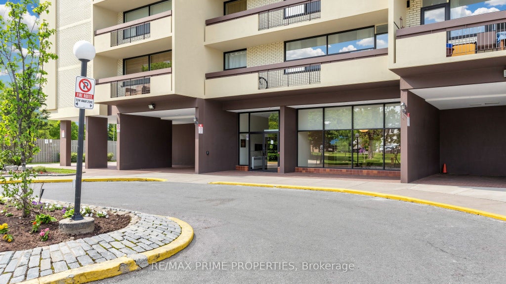 Photo of 1455 Lawrence Avenue W #1404, Toronto, ON M6L 1B1 (MLS # W13224144)