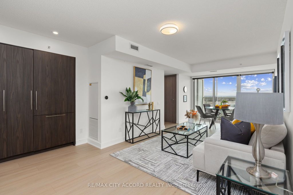 Photo of 17 Bathurst Street #2015, Toronto, ON M5V 0N1 (MLS # C12900832)