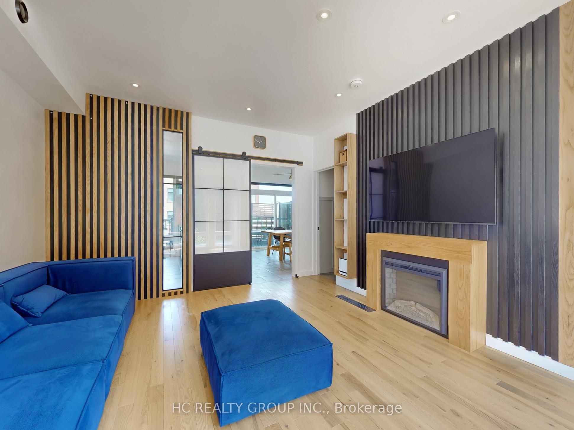 2493 Badger Crescent