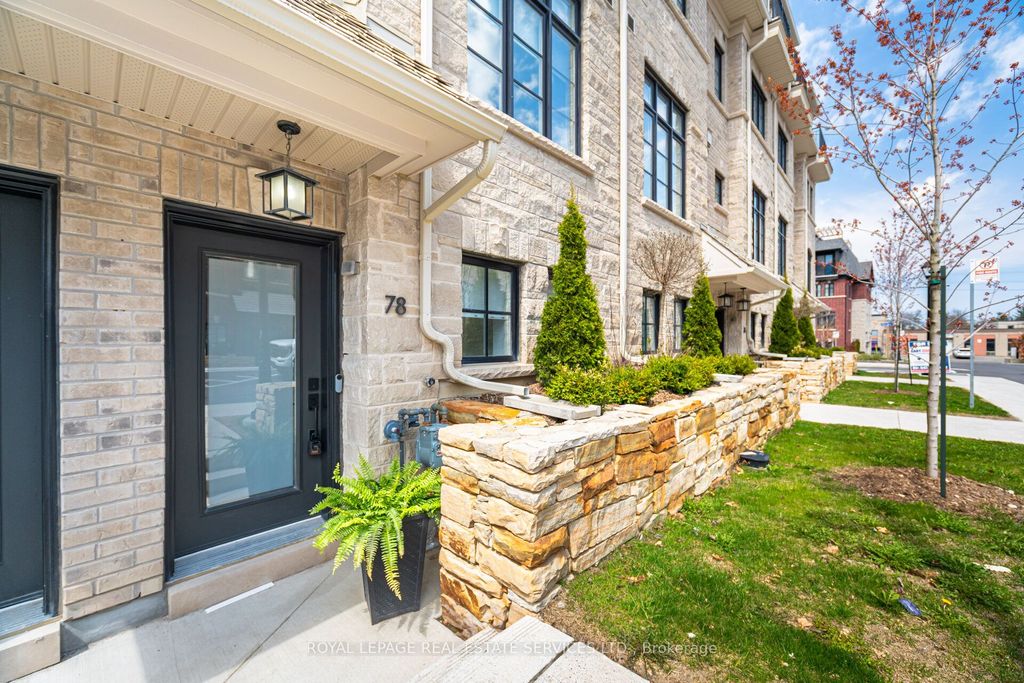 Photo of 15 Lunar Crescent #78, Mississauga, ON L5M 2R6 (MLS # W12710244)