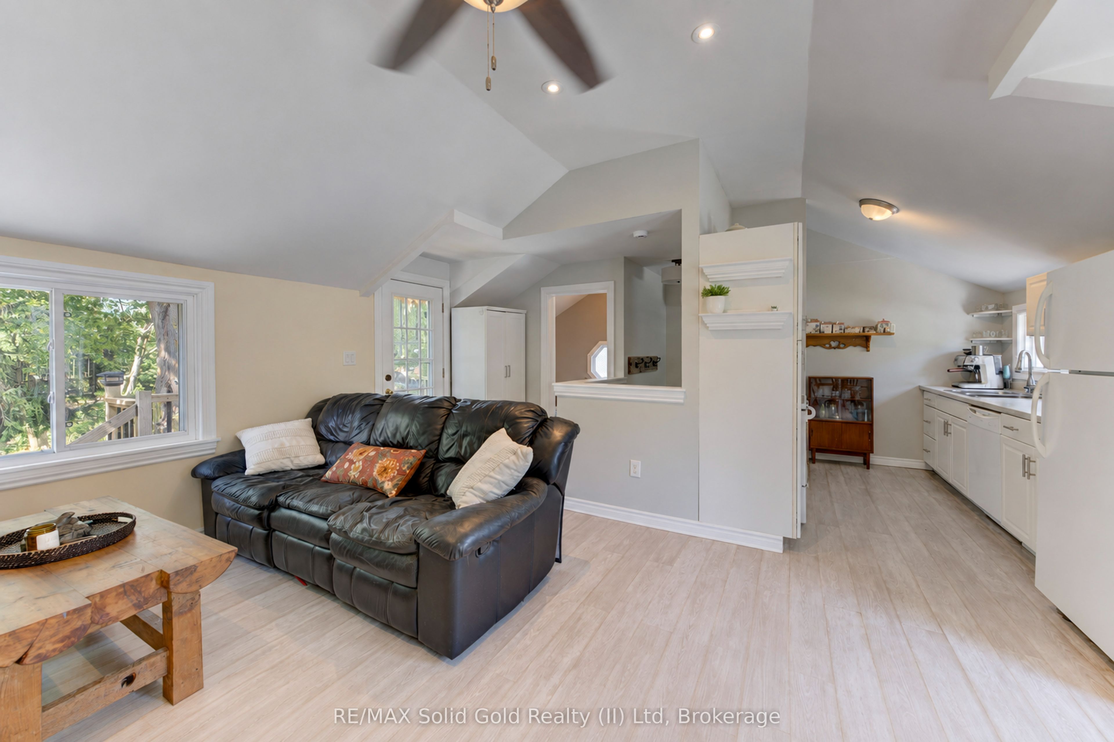 3762 Nafziger Road