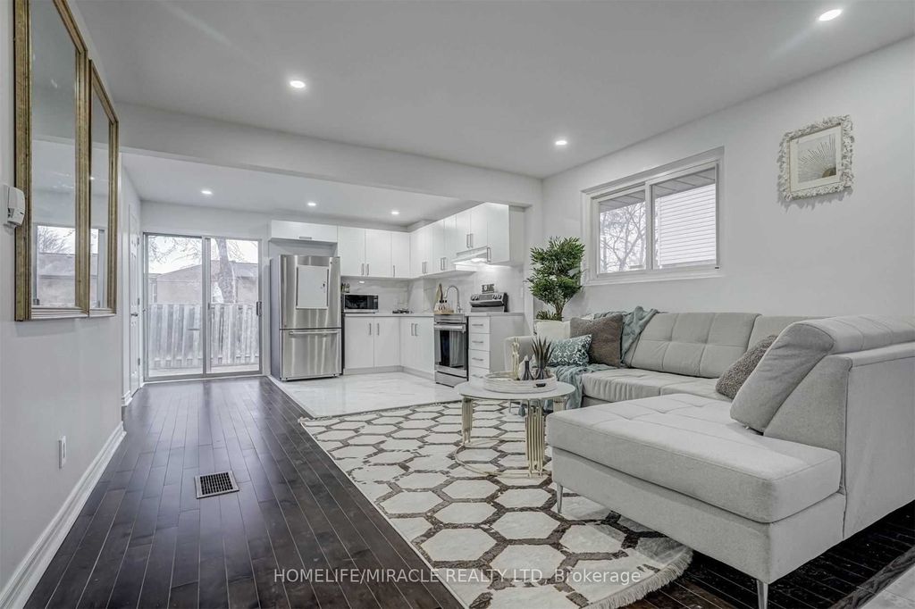 Photo of 33 Mosque Crescent, Toronto, ON M9V 4J1 (MLS # W12614658)
