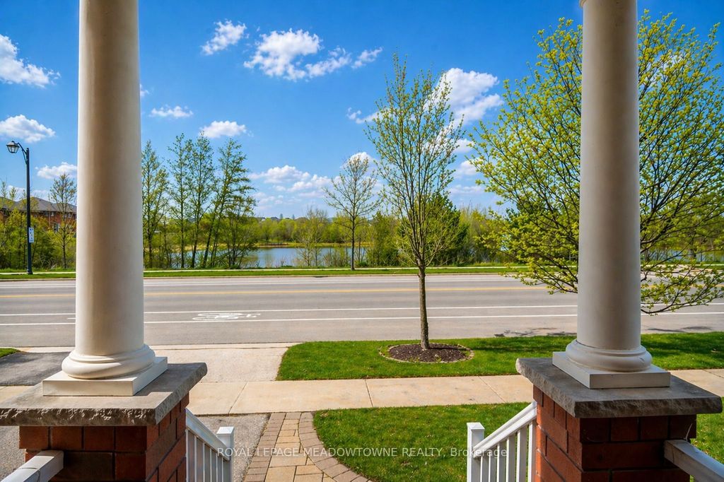 Photo of 496 Savoline Boulevard, Milton, ON L9T 7X3 (MLS # W13036060)
