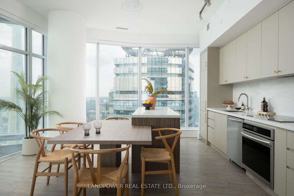 Photo of 10 York Street #6210, Toronto, ON M5J 2L9 (MLS # C12524898)