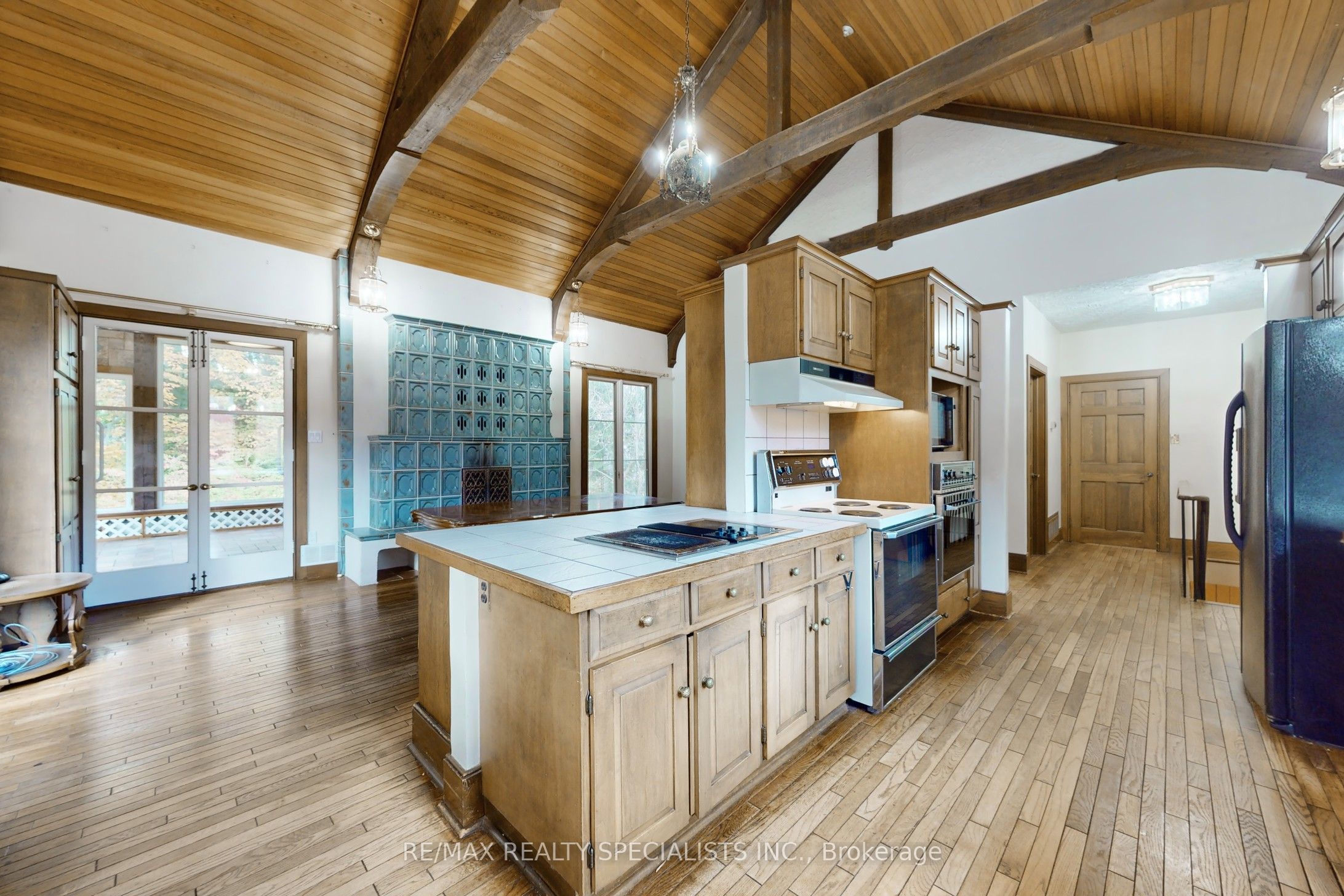 1251 Britannia Road
