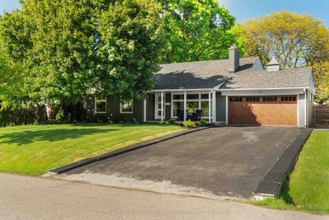 53 Abilene Drive Toronto ON M9A 2N1