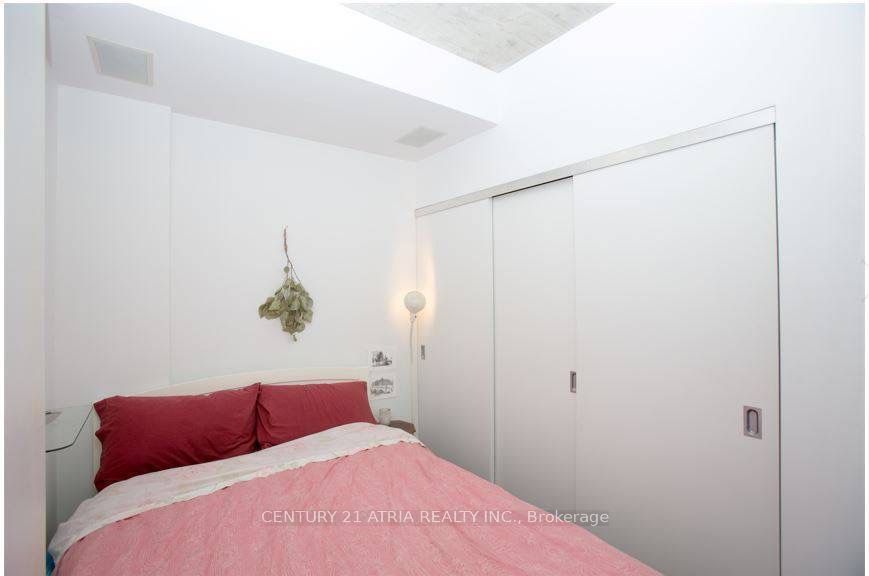 630 Queen Street 204