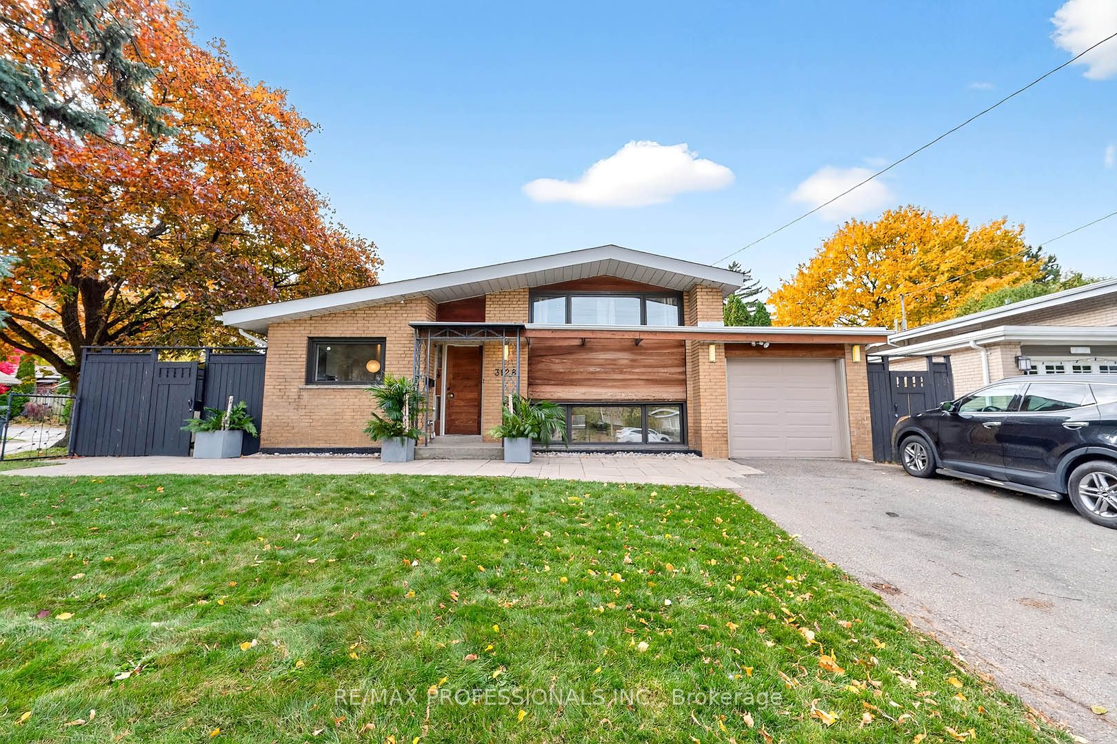 3128 Constitution Boulevard