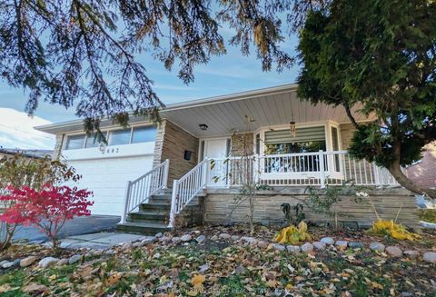 Photo of 603 Cummer Avenue, Toronto, ON M2K 2M5 (MLS # C12771614)